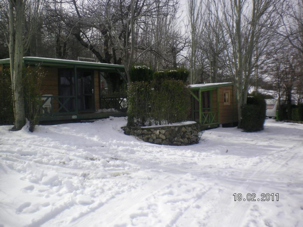 מונאצ'יל Camping Ruta Del Purche חדר תמונה